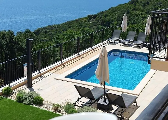 Проживание в семье Elma Мощеничка-Драга